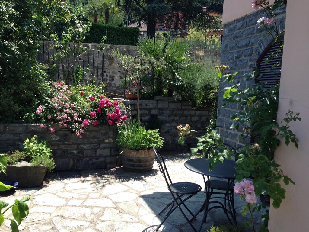 Bed and Breakfast Balcone Fiorito Менаджо Номер фото
